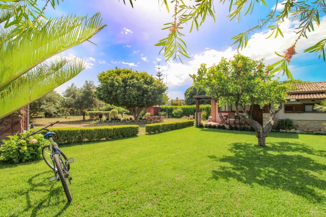 הוילה La Casa Di Lina - Capo D'Orlando, Casa Con Ampio Giardino מראה חיצוני תמונה