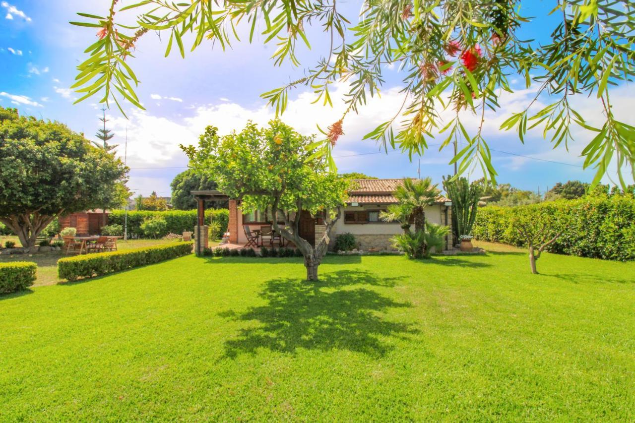 הוילה La Casa Di Lina - Capo D'Orlando, Casa Con Ampio Giardino מראה חיצוני תמונה